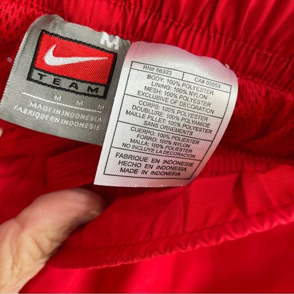 VINTAGE NIKE UNIVERSITY OF‎ GA TRACK PANTS IN RED - Picture 7 of 7
